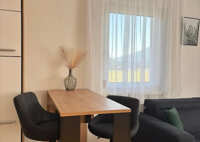 Apartment Goldeck View